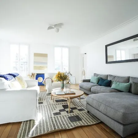 Apartament Bright Apt Near Republique